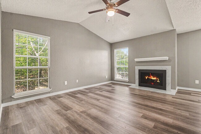 Foto del edificio - 3645 W Northgate Dr