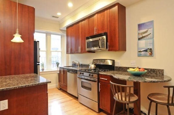 Foto del edificio - 43 Revere St