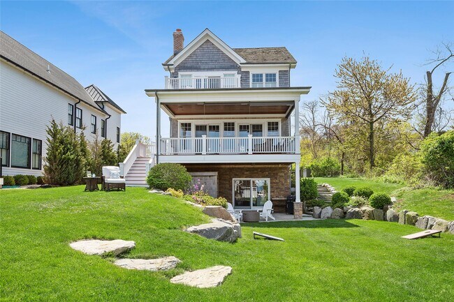 Foto del edificio - 938 Sound Shore Rd