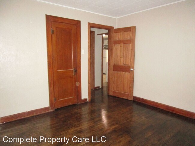 Building Photo - 2 br, 1 bath House - 3210 S Grant St