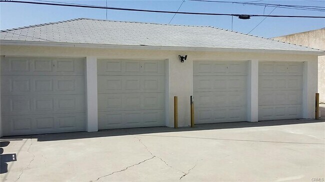 Building Photo - 4024 W Slauson Ave