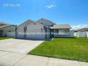 Building Photo - 539 Fall Dr