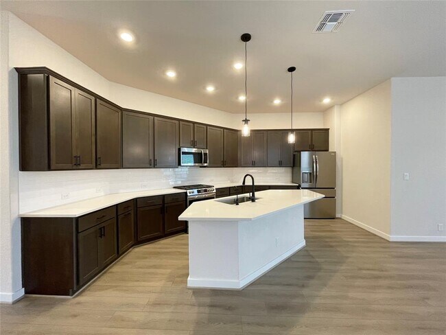 Foto del edificio - 128 Radnor Rd