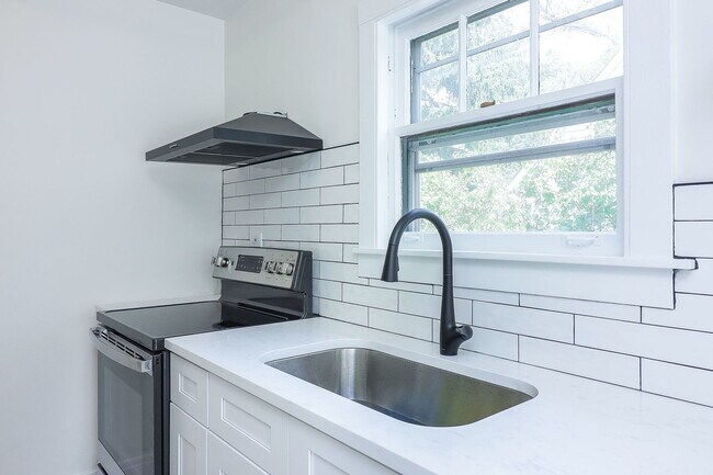 Foto del edificio - 15W355 Harvard St