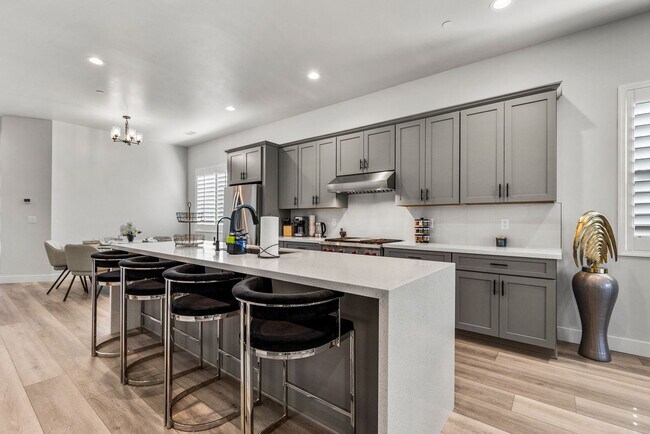 Foto del edificio - 2643 Cottonrose Ln