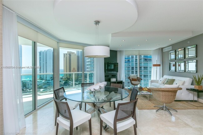 Foto del edificio - 200 Sunny Isles Blvd