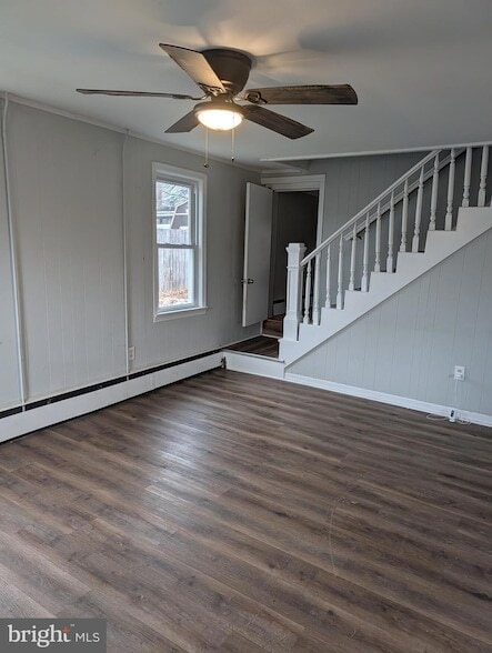 Building Photo - 411 E Cherry St