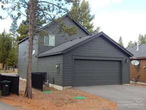 Building Photo - 16559 Daisy Pl