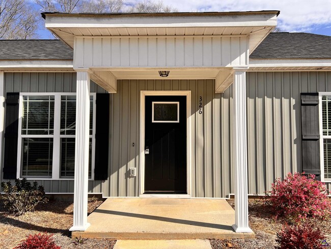 Building Photo - 119 Washington Place Drive