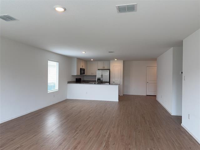 Foto del edificio - 5833 Cherry Holw Wy