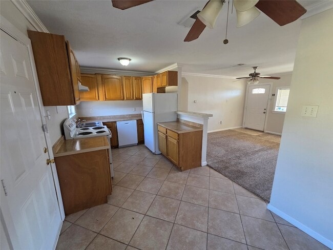 Building Photo - 11815 Oberlin Dr