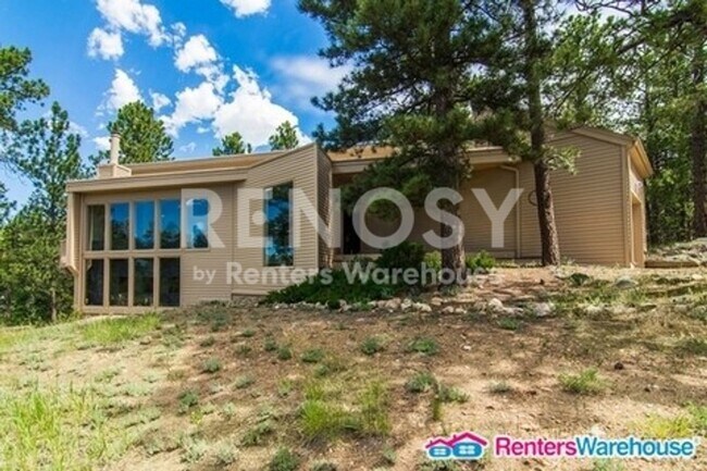 Building Photo - 25260 Montane Dr W