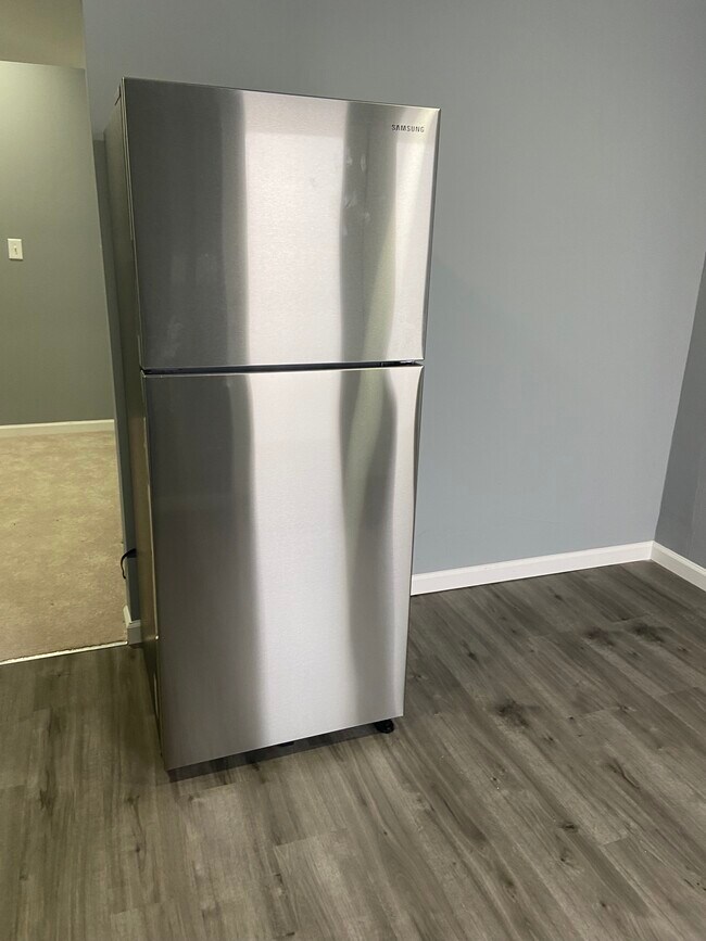 New refrigerator - 2176 Port Potomac Ave