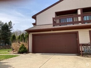 Building Photo - 663 Allison Dr