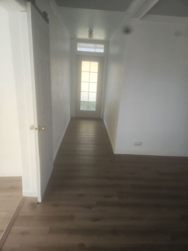 Foto del edificio - 520 Margot Ln