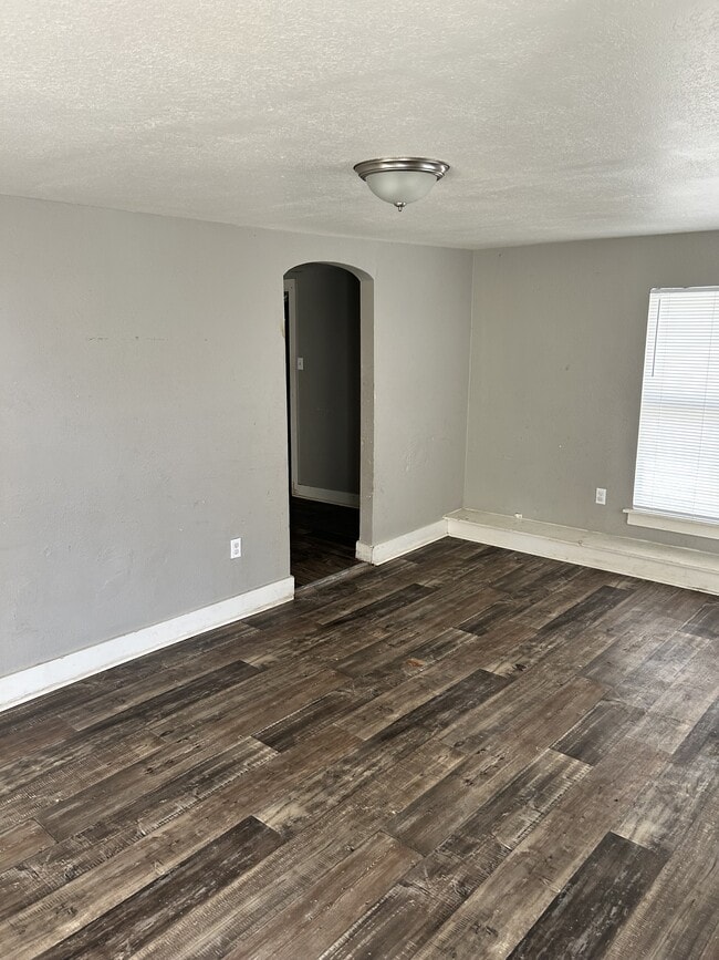 Foto del edificio - 4224 Alma St