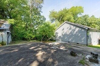 Building Photo - 720 East Ave