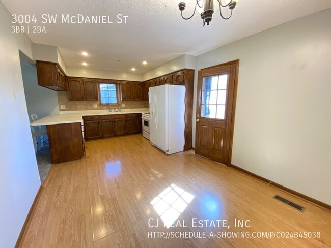 Foto del edificio - 3004 SW McDaniels St