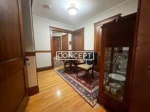 Building Photo - 13 Story St