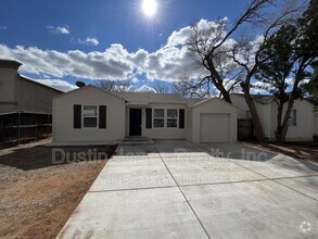 Building Photo - 2509 1st Pl