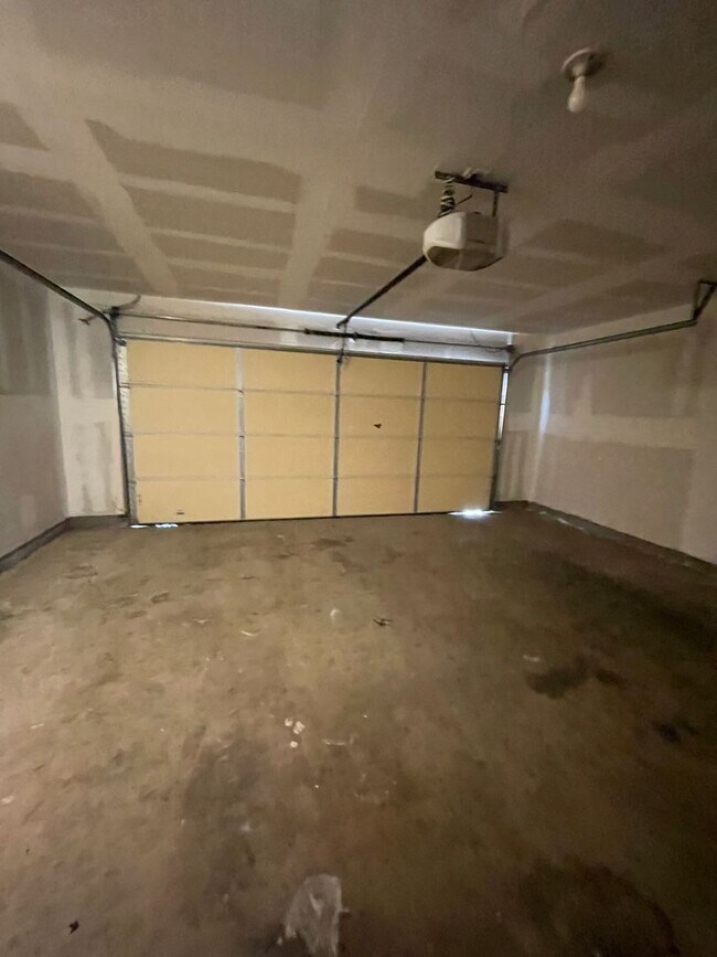 Foto del edificio - Charming Home in Northside Visalia!