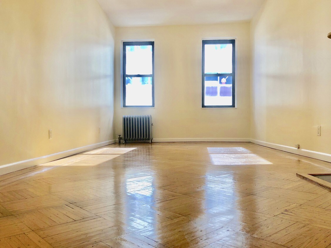 Primary Photo - 51 W 56th St