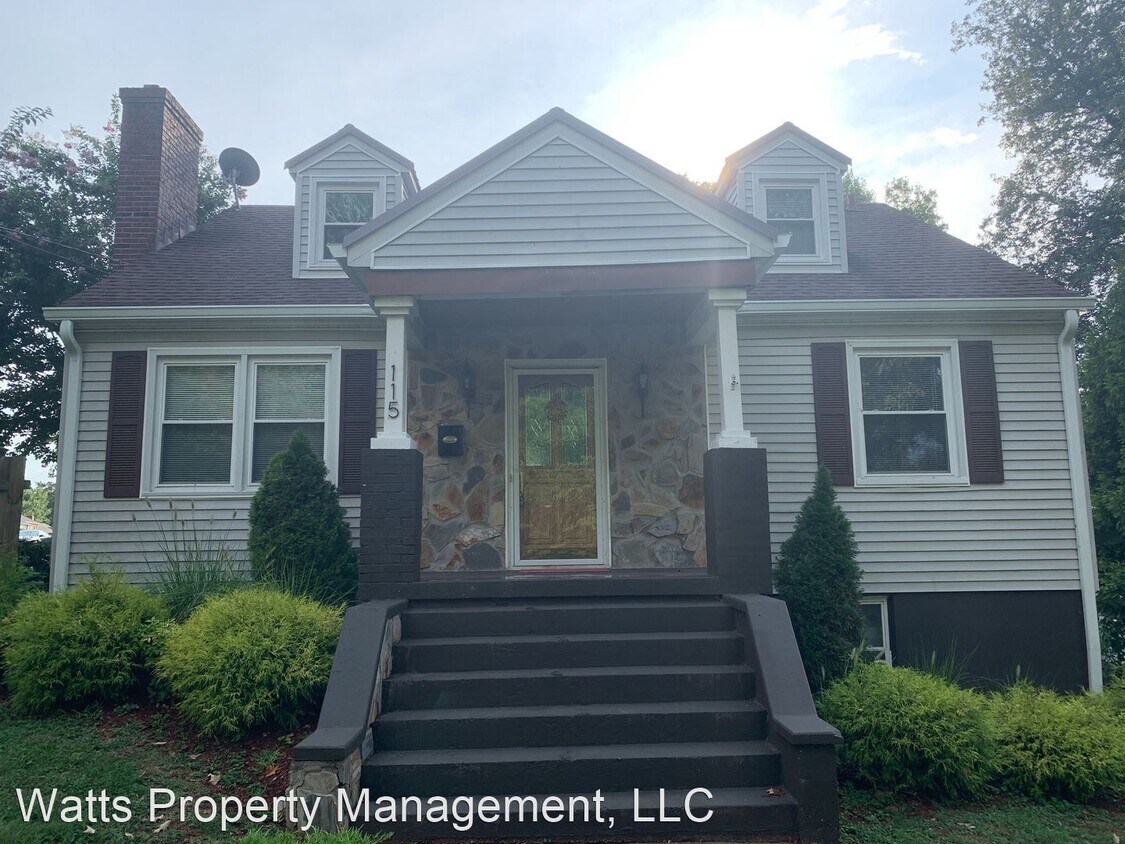 Foto principal - 4 br, 2 bath House - 115 Perrymont Ave