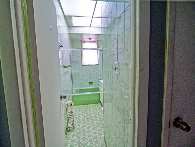 Foto del edificio - 307 Avenue W