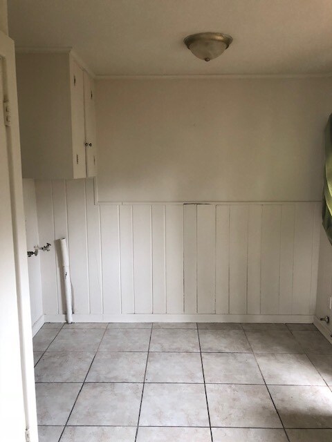 Foto del edificio - 211 E Jordan St