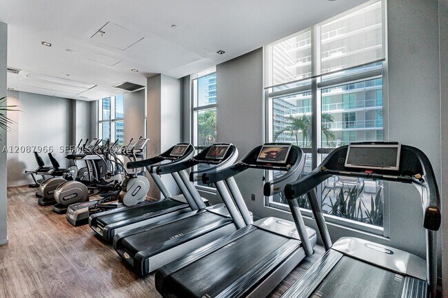 Foto del edificio - 1100 S Miami Ave