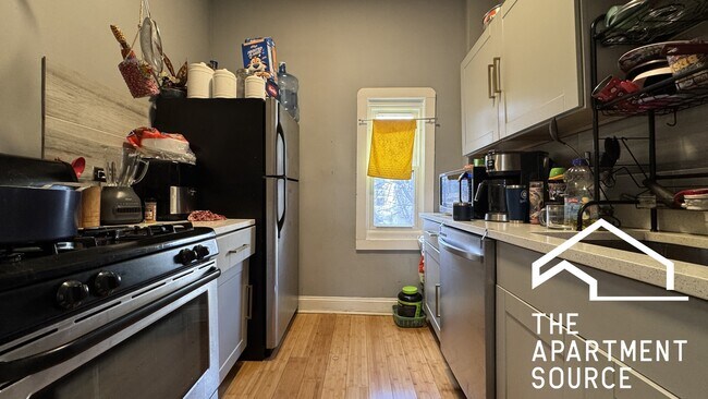 Foto del edificio - 2642 W Hirsch St