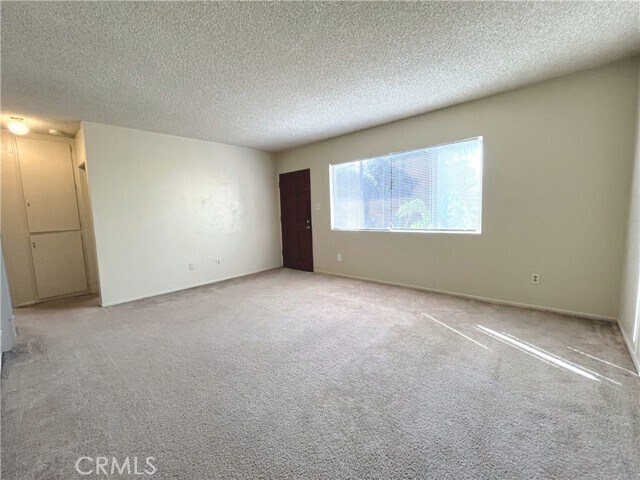 Foto del edificio - 5977 Myrtle Ave