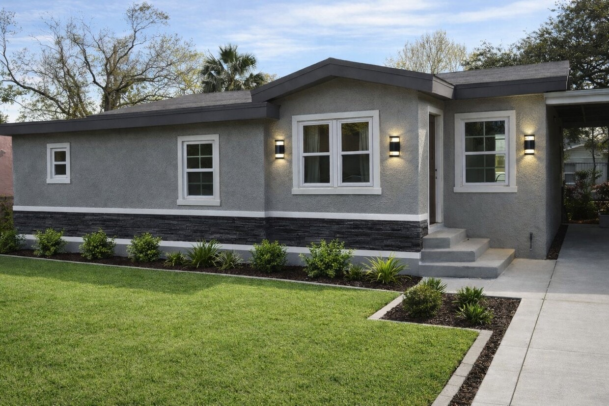 Photo - 2715 5th Ave E (Palmetto, FL)