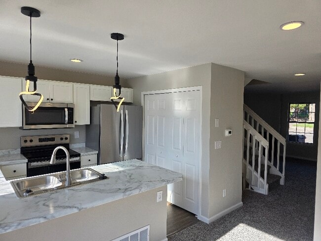 Building Photo - 17326 E Rice Cir