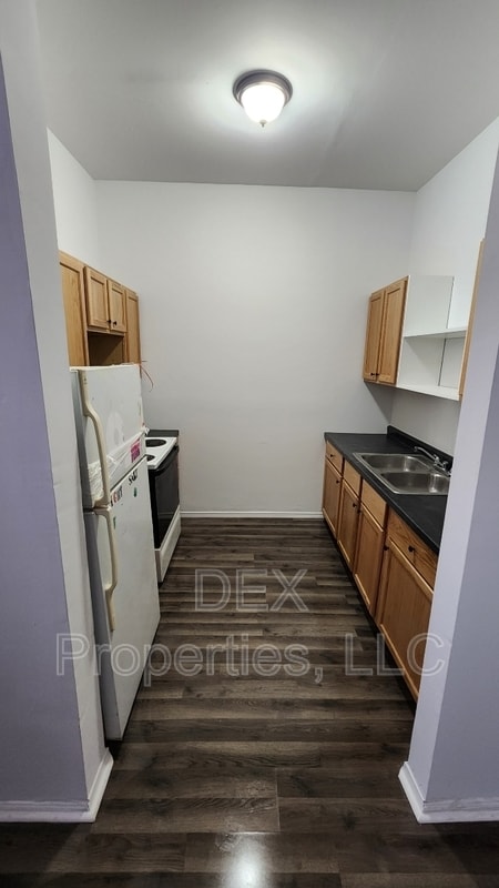 Foto del edificio - 5096 Minerva Ave