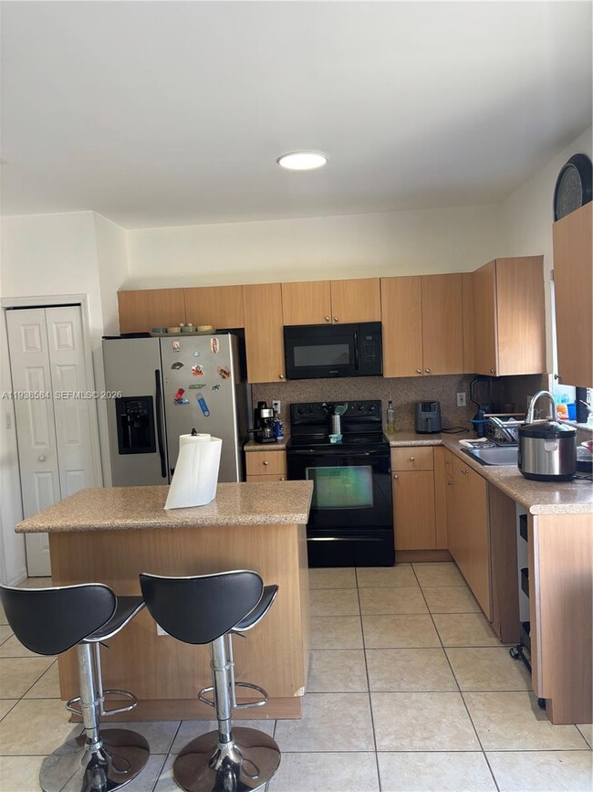 Foto del edificio - 2914 SE 15th Terrace