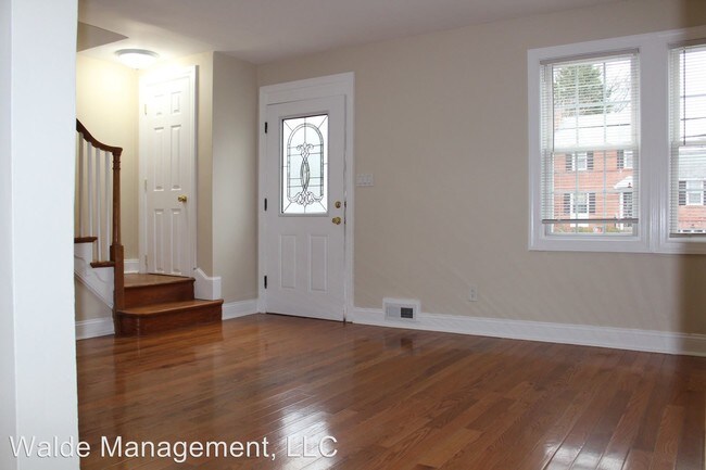 Building Photo - 3 br, 2 bath House - 4602 Sleaford Road