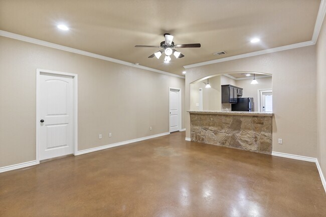 Foto del edificio - 425 Baby Bear Dr