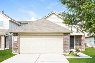 Building Photo - 5530 Plantation Forest Dr