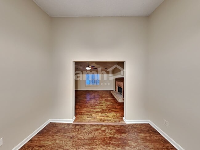 Foto del edificio - 4845 Chasestone Ct