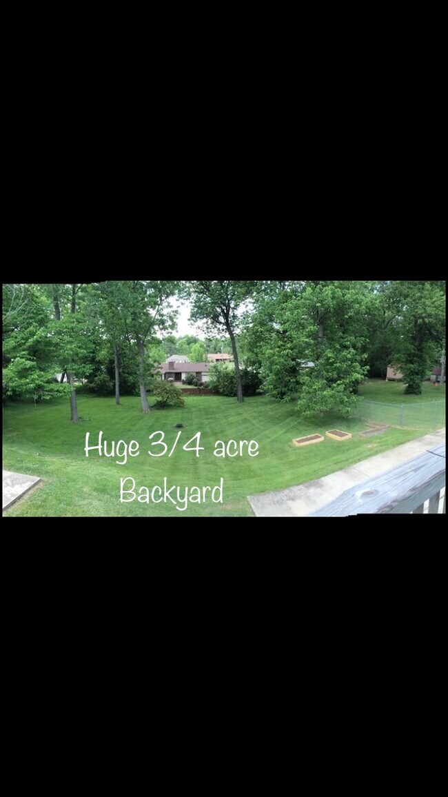 Foto del edificio - 549 Maplewood Ln