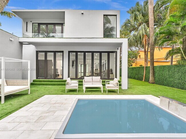 Foto del edificio - 3010 Alton Rd