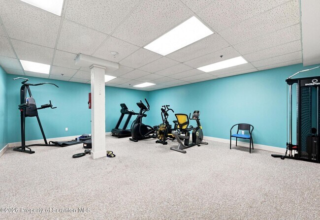 Foto del edificio - 831-831 Adams Ave