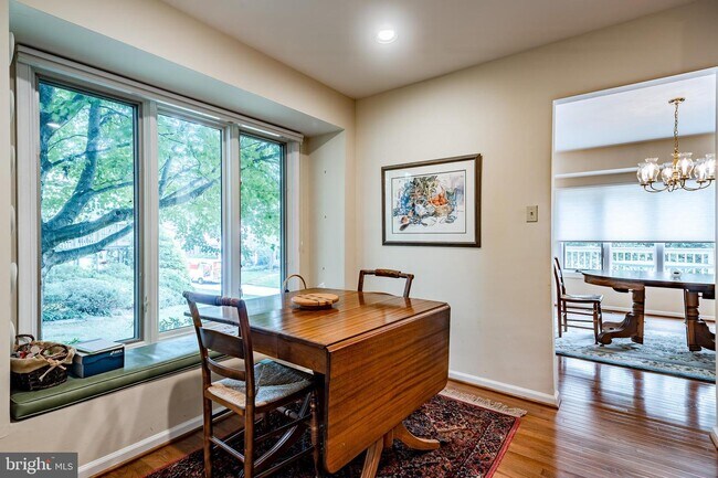 Foto del edificio - 1139 Mews Ln