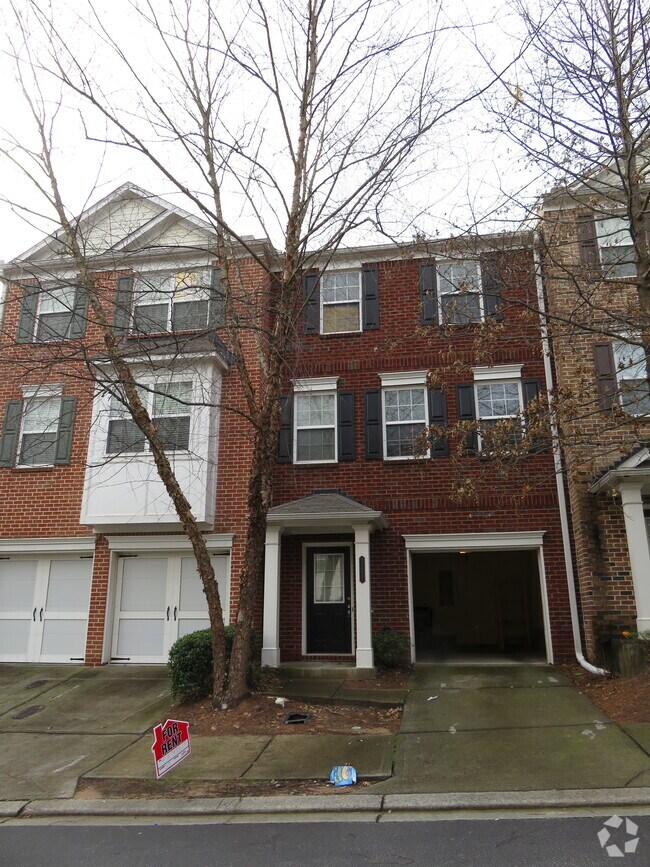 Landings at Sugarloaf Student Apartments for Rent Duluth, GA 1