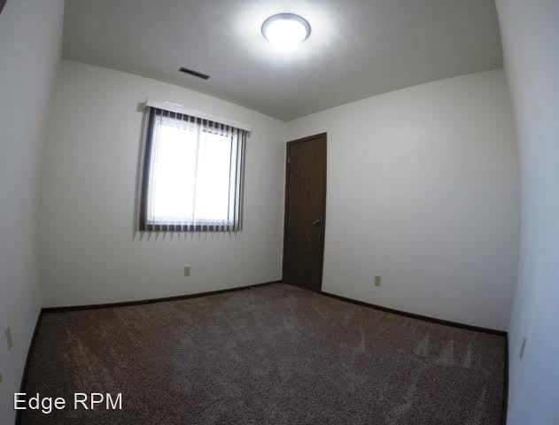 Building Photo - 2539 St Francis Dr