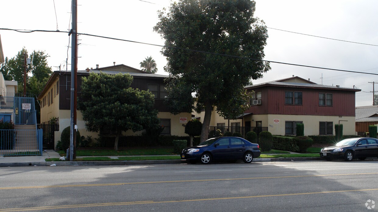 Building Photo - 6028 Fulton Ave