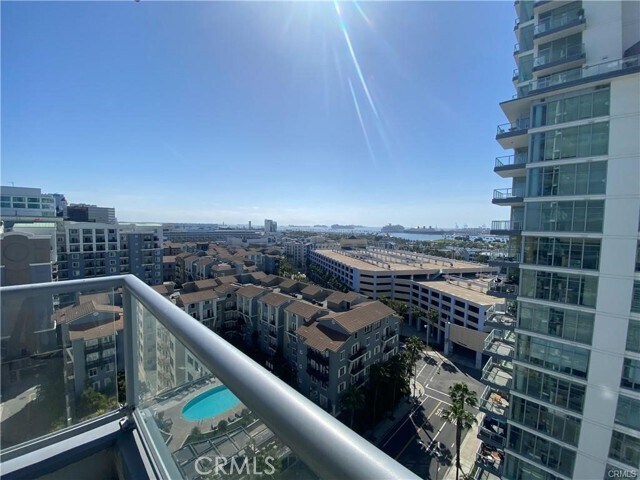 Building Photo - 400 W Ocean Blvd