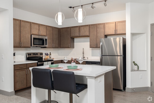 2BR, 2BA - 1,075SF - Kitchen - Pueblo Springs