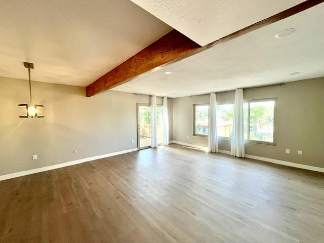 Building Photo - 6824 Hyde Park Dr